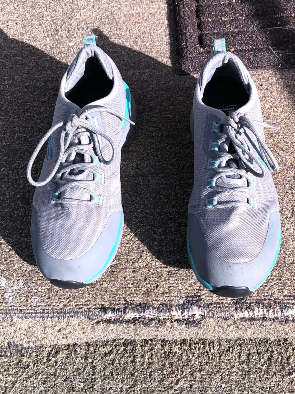 Men’s Skecher comp toe shoes